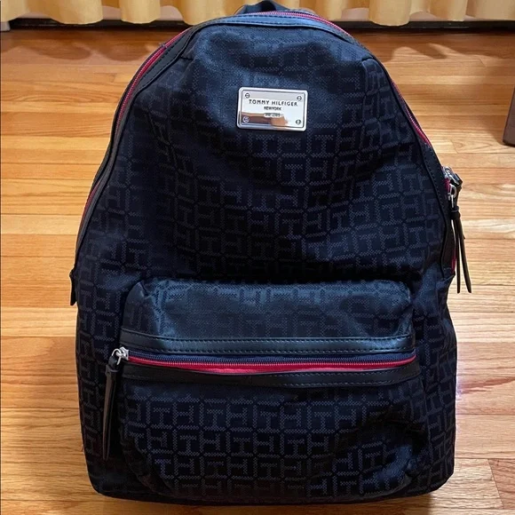 NWT Tommy Hilfiger Black Backpack with Red Trim and Logo Jacquard - Picture 10 of 11